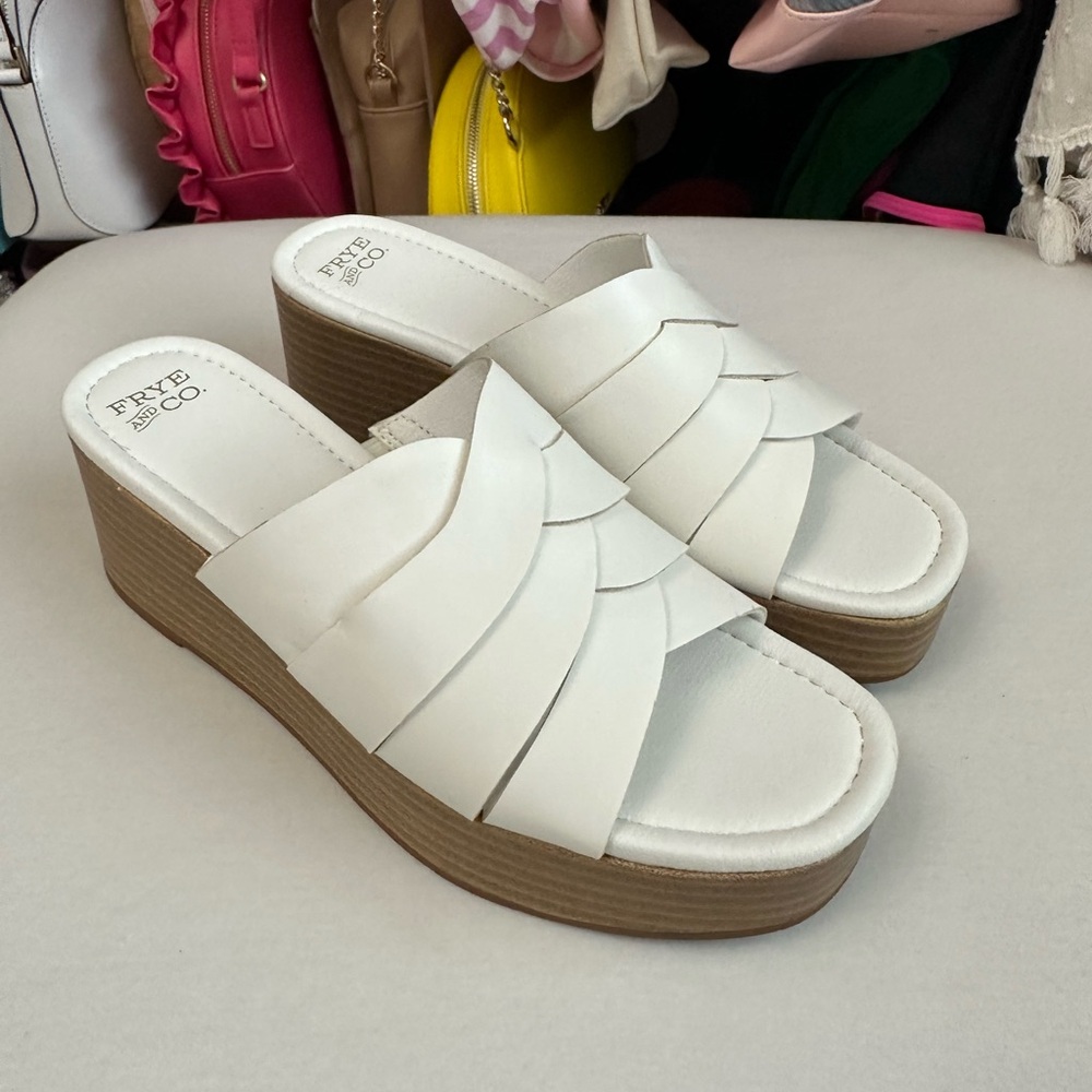 Frye and Co. White Slip-on Wedge Sandals Size 6